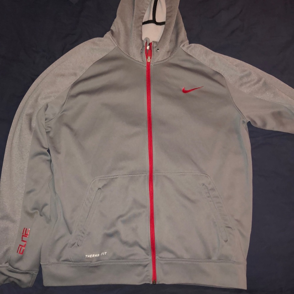Nike Elite Zipup XL in sweatshirt